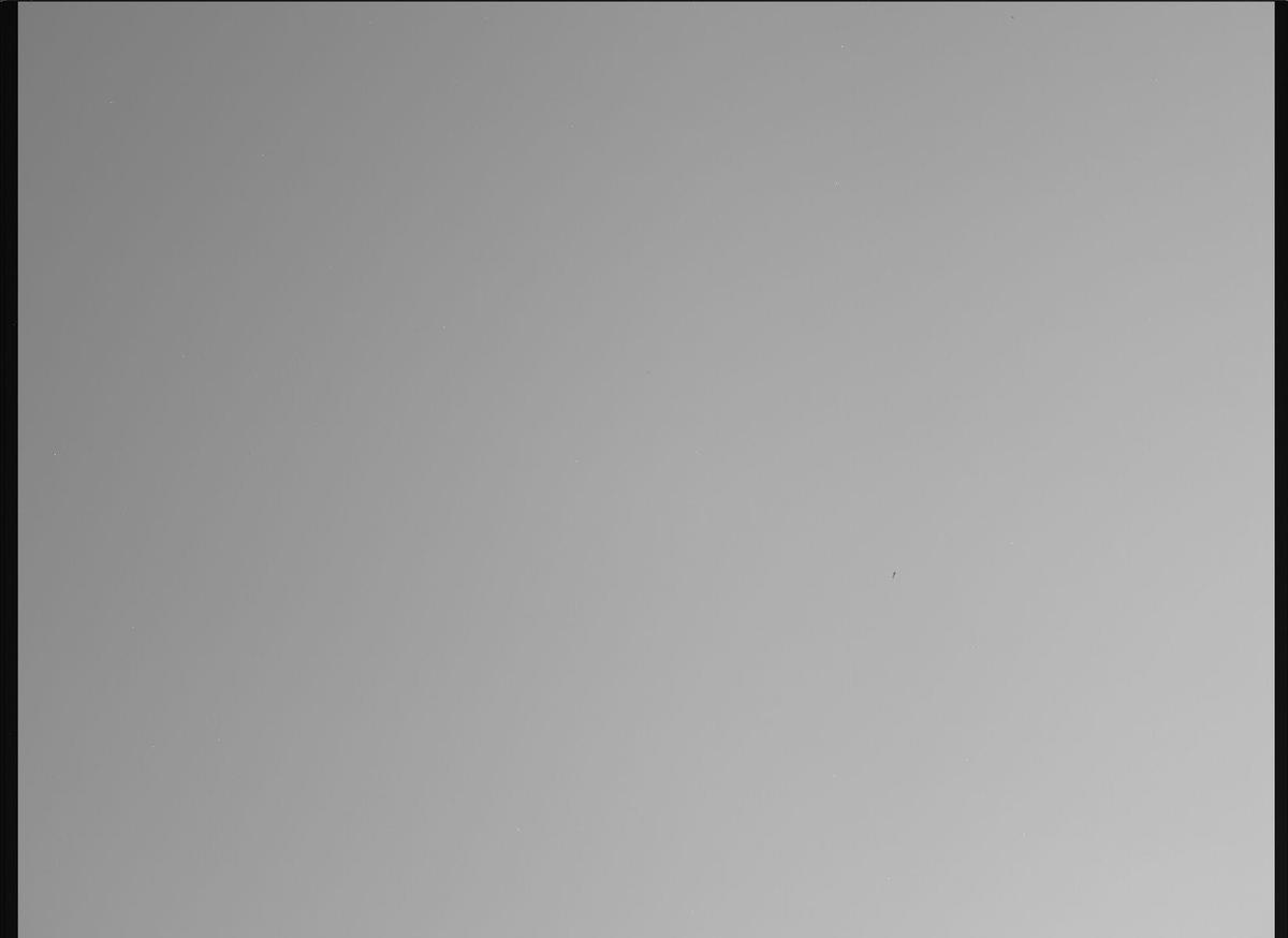 This image was taken by MCZ_RIGHT onboard NASA's Mars rover Perseverance on Sol 818