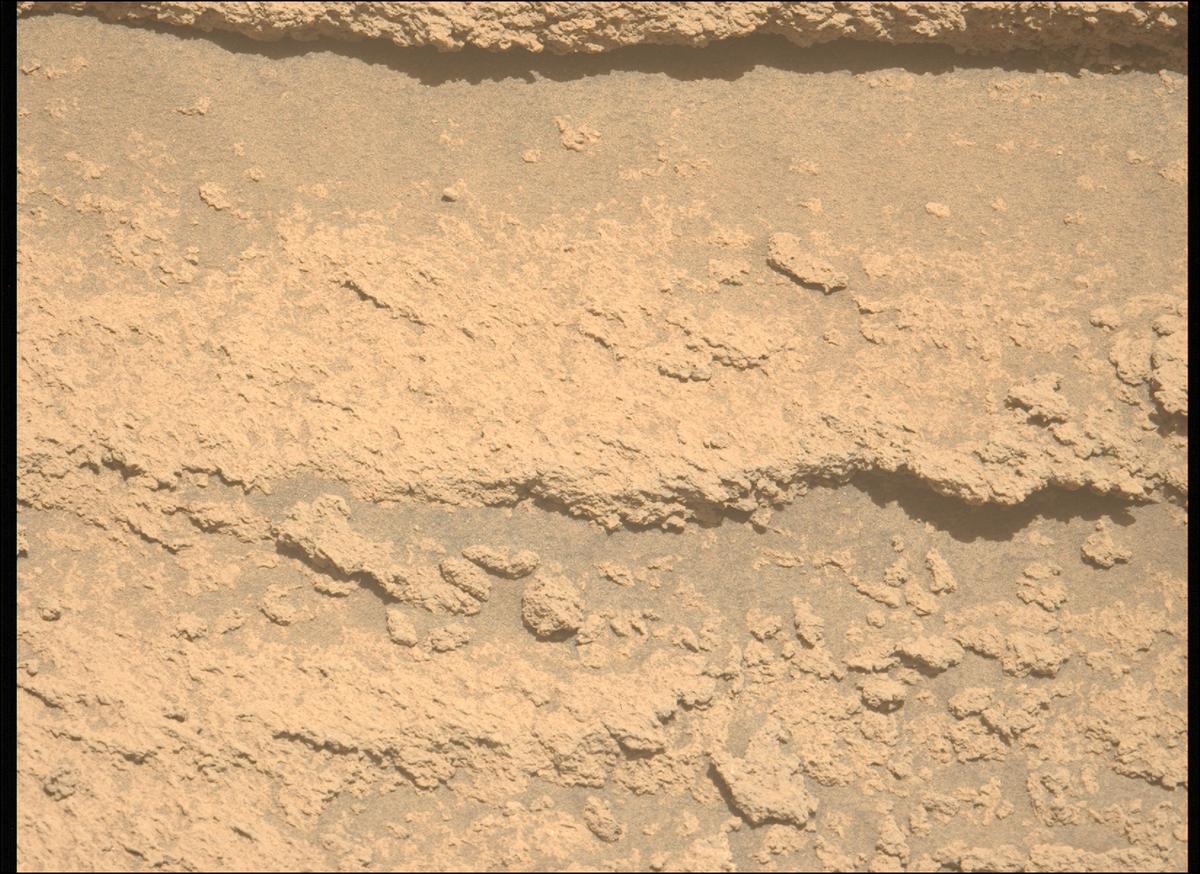 This image was taken by MCZ_LEFT onboard NASA's Mars rover Perseverance on Sol 820