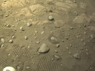 View image taken on Mars, Mars Perseverance Sol 821: Right Navigation Camera (Navcam)