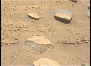 View image taken on Mars, Mars Perseverance Sol 821: Left Mastcam-Z Camera