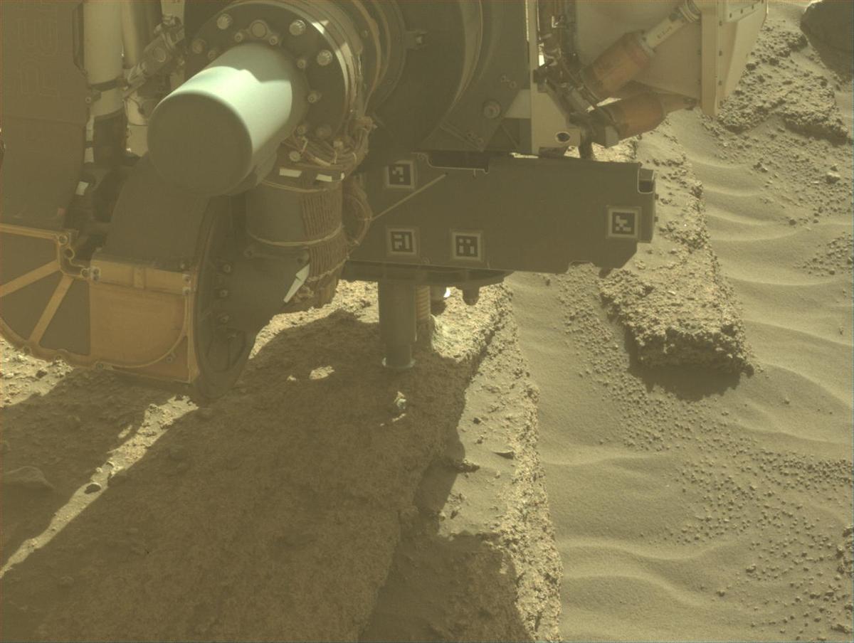 This image was taken by FRONT_HAZCAM_LEFT_A onboard NASA's Mars rover Perseverance on Sol 822