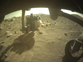 View image taken on Mars, Mars Perseverance Sol 822: Front Right Hazard Avoidance Camera (Hazcam)