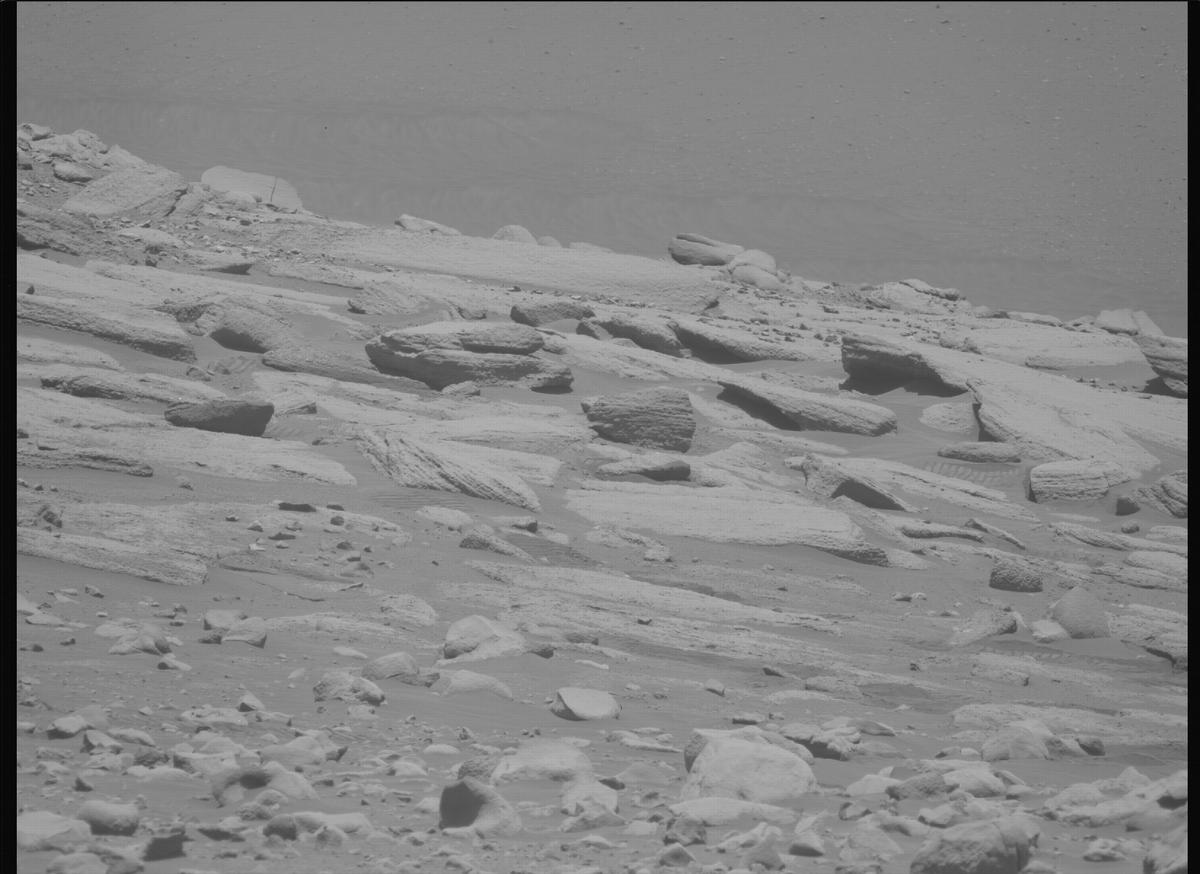 This image was taken by MCZ_LEFT onboard NASA's Mars rover Perseverance on Sol 822