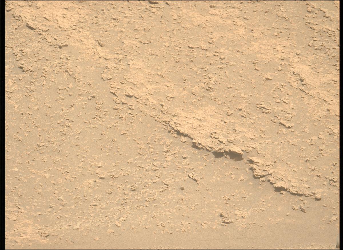 This image was taken by MCZ_LEFT onboard NASA's Mars rover Perseverance on Sol 822