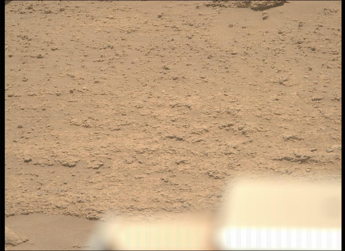 This image was taken by MCZ_RIGHT onboard NASA's Mars rover Perseverance on Sol 822