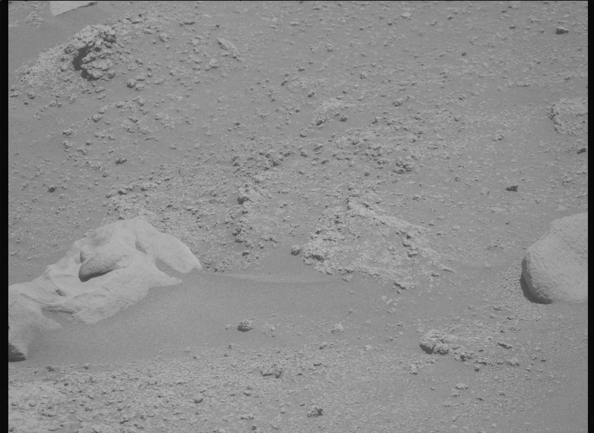 This image was taken by MCZ_RIGHT onboard NASA's Mars rover Perseverance on Sol 822