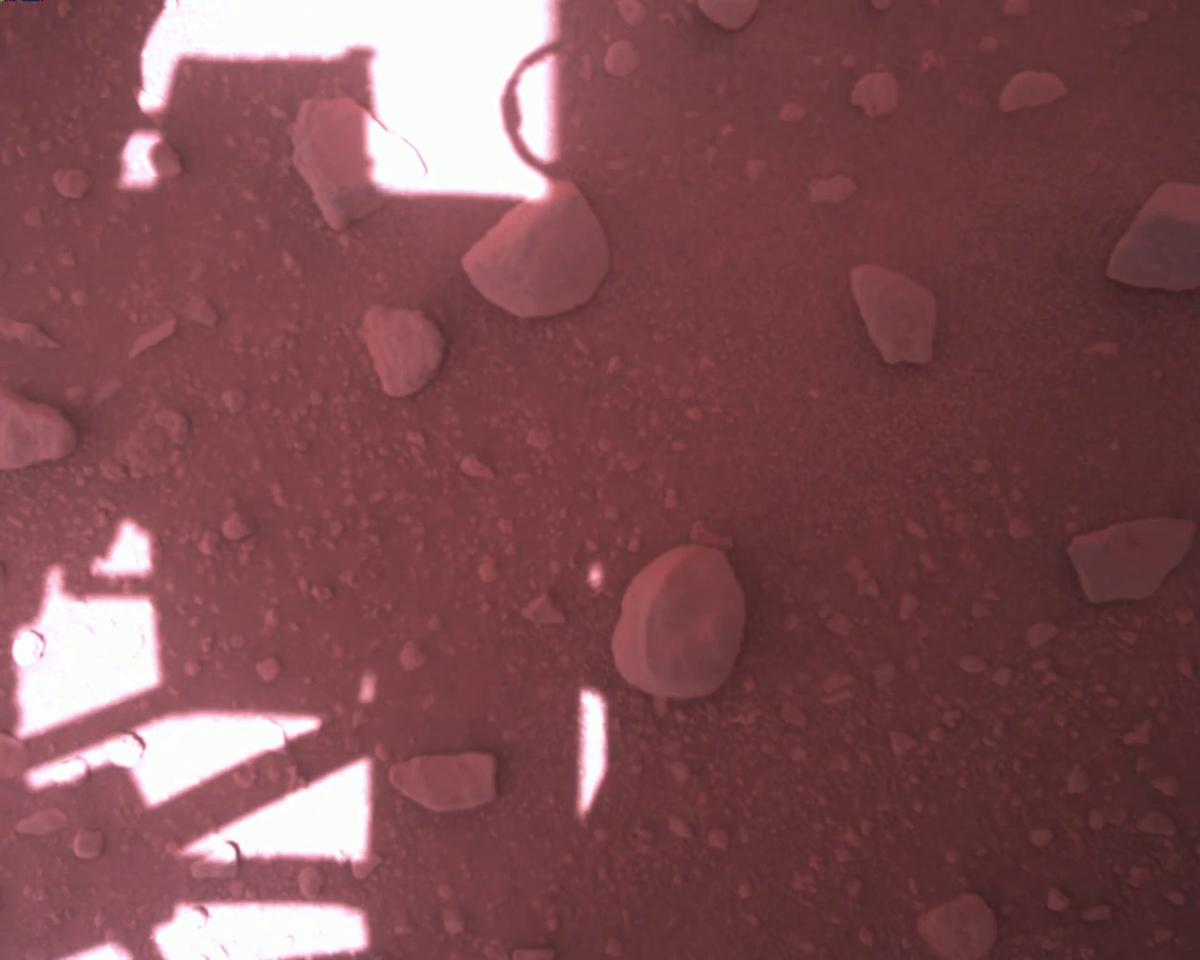 This image was taken by EDL_RDCAM onboard NASA's Mars rover Perseverance on Sol 831