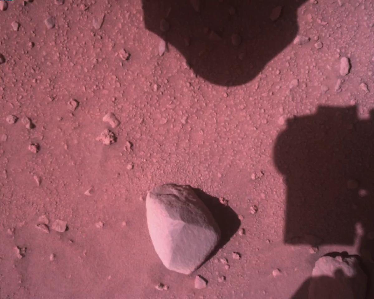 This image was taken by EDL_RDCAM onboard NASA's Mars rover Perseverance on Sol 831