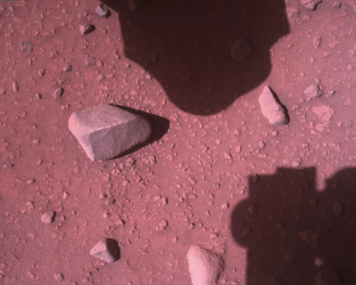 This image was taken by EDL_RDCAM onboard NASA's Mars rover Perseverance on Sol 831