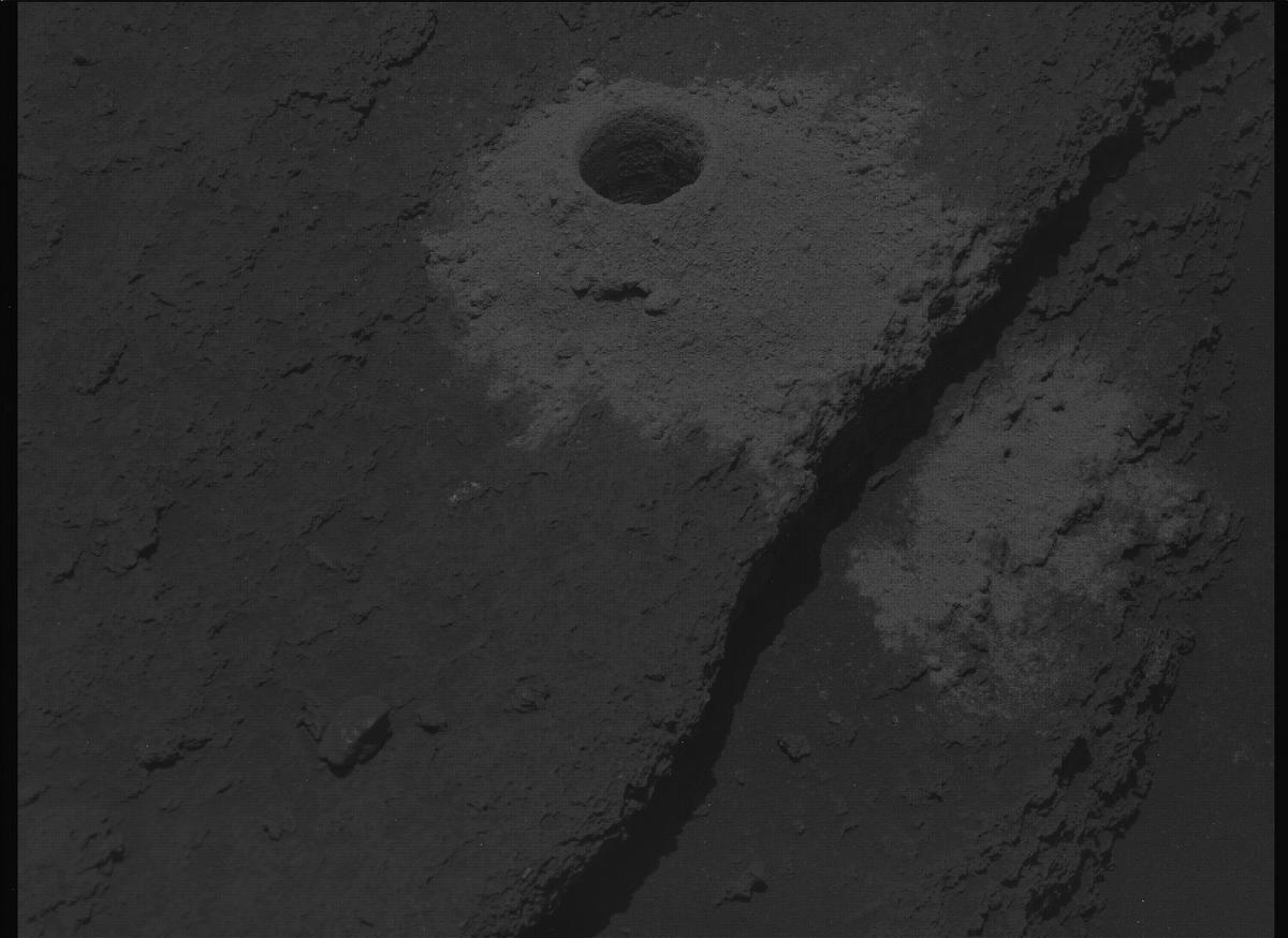 This image was taken by MCZ_LEFT onboard NASA's Mars rover Perseverance on Sol 831