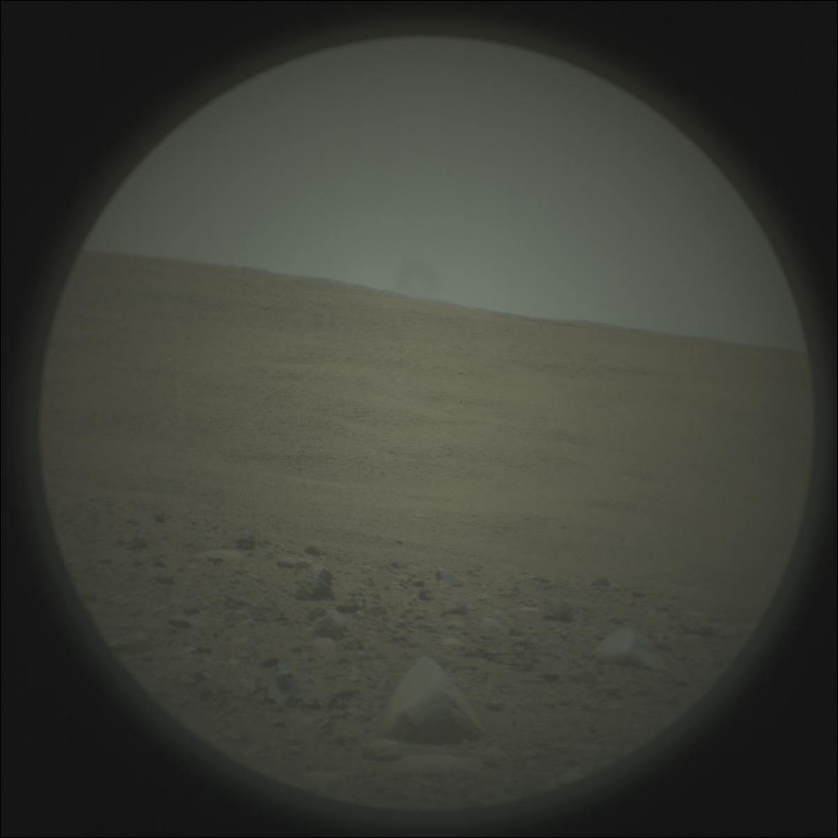 This image was taken by SUPERCAM_RMI onboard NASA's Mars rover Perseverance on Sol 832