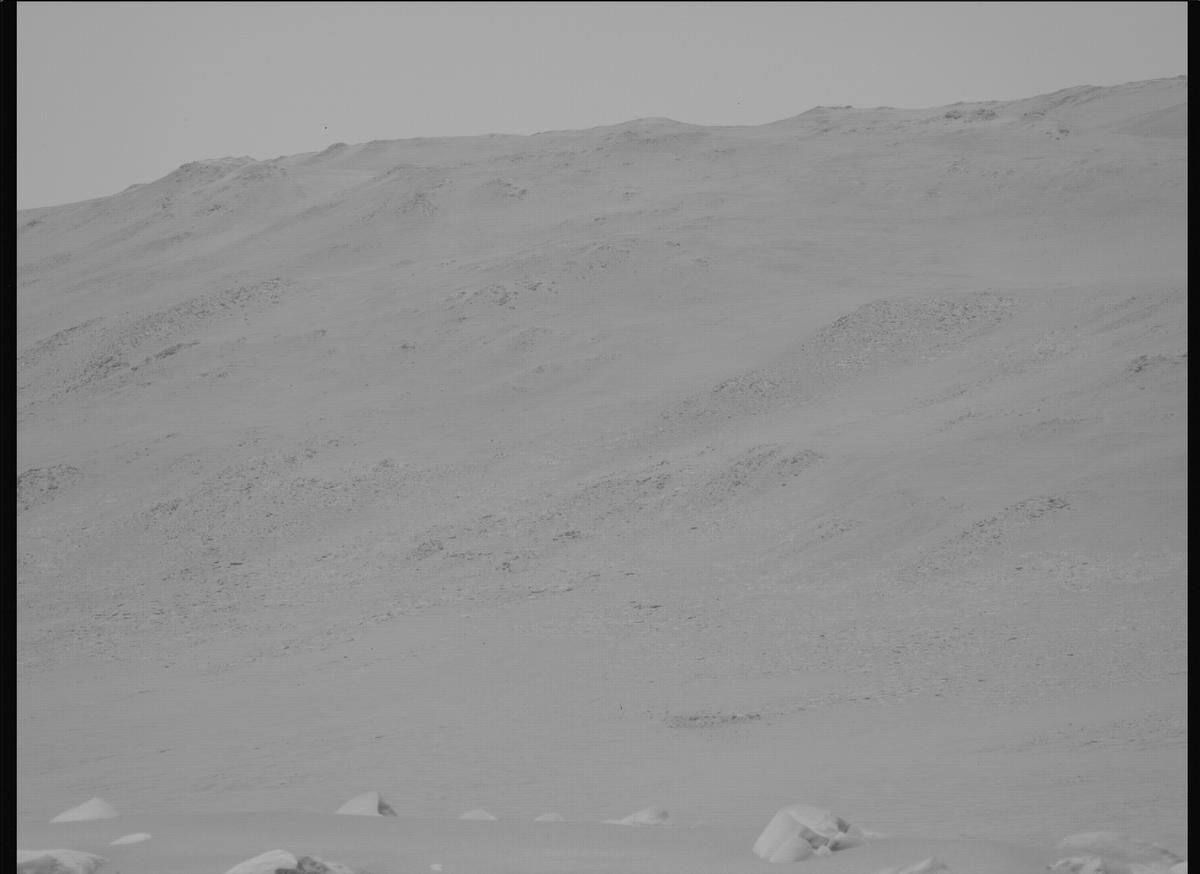 This image was taken by MCZ_LEFT onboard NASA's Mars rover Perseverance on Sol 837