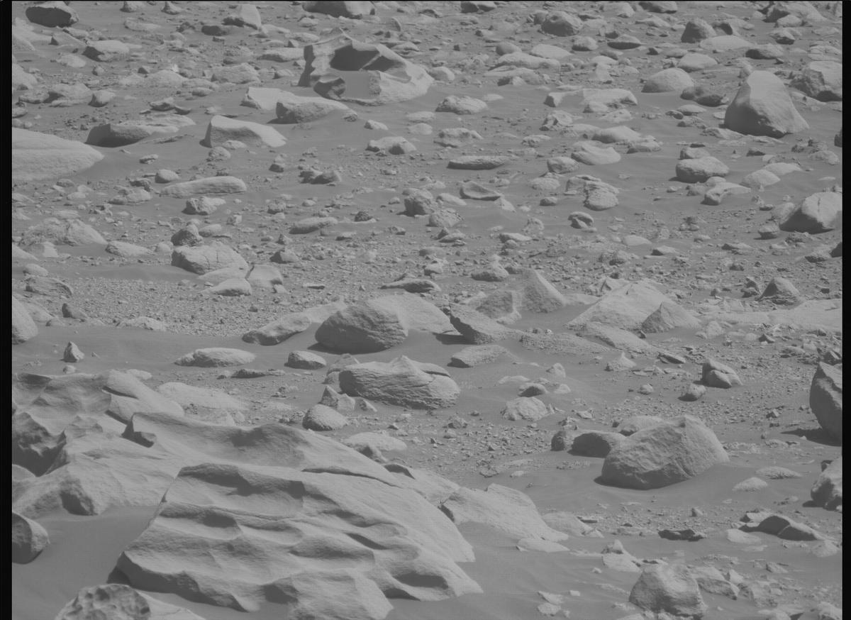 This image was taken by MCZ_LEFT onboard NASA's Mars rover Perseverance on Sol 837