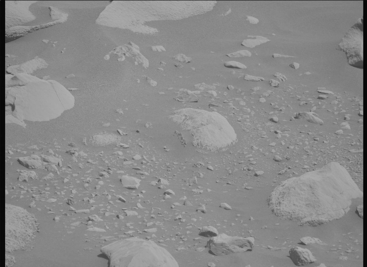 This image was taken by MCZ_LEFT onboard NASA's Mars rover Perseverance on Sol 837