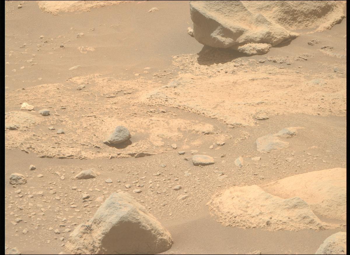 This image was taken by MCZ_RIGHT onboard NASA's Mars rover Perseverance on Sol 837