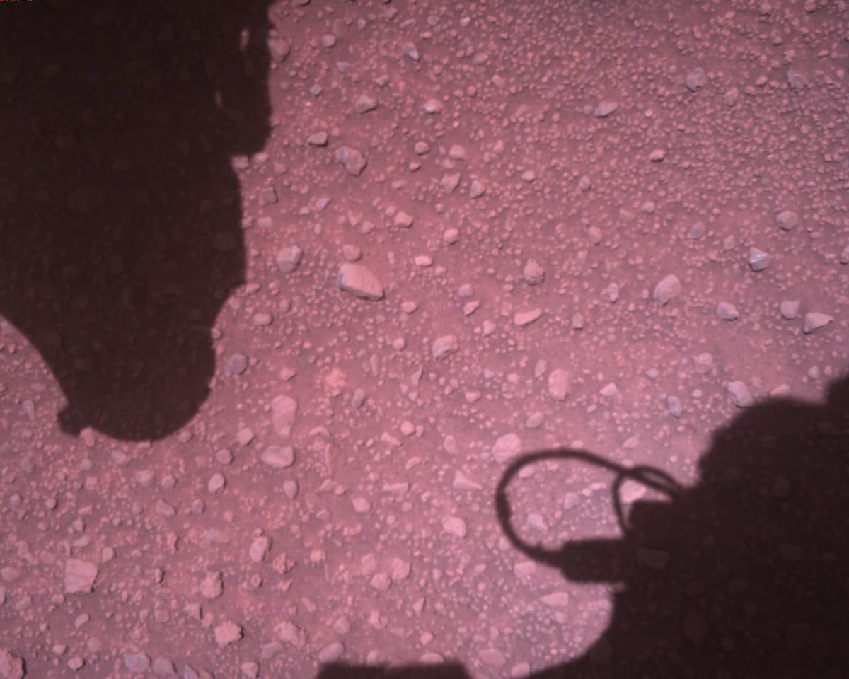 This image was taken by EDL_RDCAM onboard NASA's Mars rover Perseverance on Sol 840