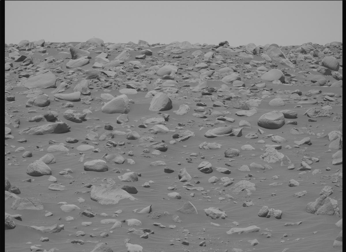 This image was taken by MCZ_LEFT onboard NASA's Mars rover Perseverance on Sol 840
