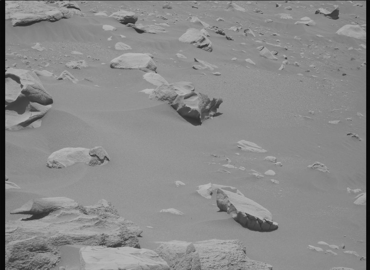 This image was taken by MCZ_LEFT onboard NASA's Mars rover Perseverance on Sol 840