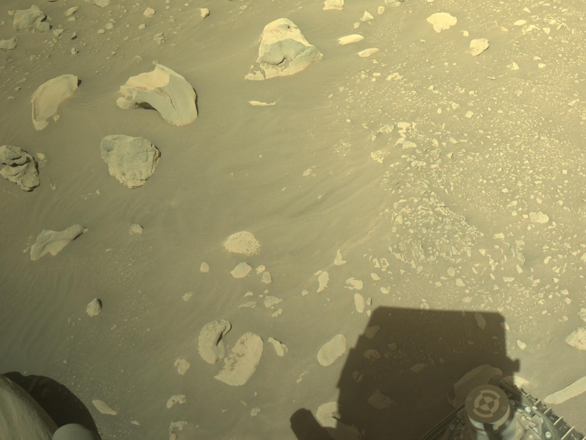 This image was taken by NAVCAM_RIGHT onboard NASA's Mars rover Perseverance on Sol 843