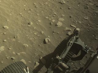 View image taken on Mars, Mars Perseverance Sol 843: Right Navigation Camera (Navcam)