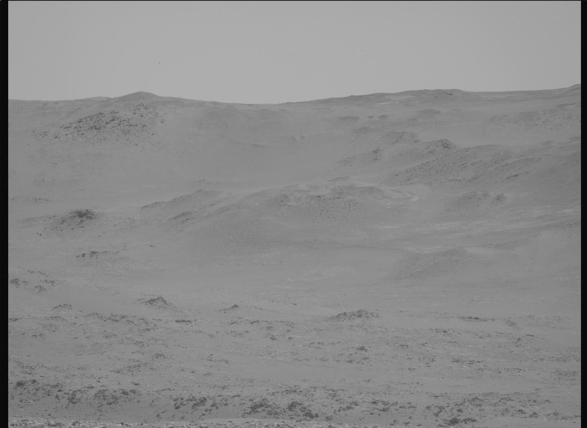 This image was taken by MCZ_LEFT onboard NASA's Mars rover Perseverance on Sol 843