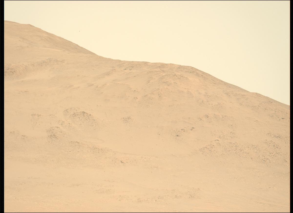 This image was taken by MCZ_LEFT onboard NASA's Mars rover Perseverance on Sol 843