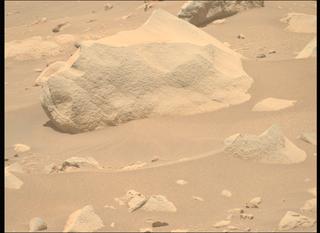 View image taken on Mars, Mars Perseverance Sol 843: Right Mastcam-Z Camera