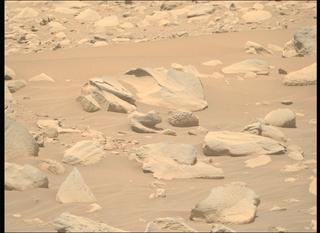View image taken on Mars, Mars Perseverance Sol 845: Right Mastcam-Z Camera
