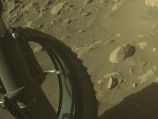 View image taken on Mars, Mars Perseverance Sol 847: Front Left Hazard Avoidance Camera (Hazcam)