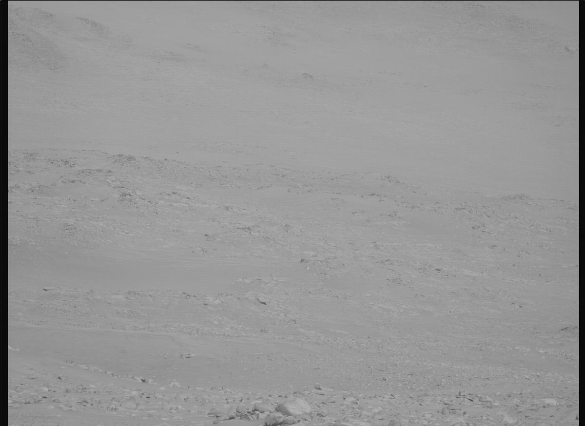 This image was taken by MCZ_LEFT onboard NASA's Mars rover Perseverance on Sol 847