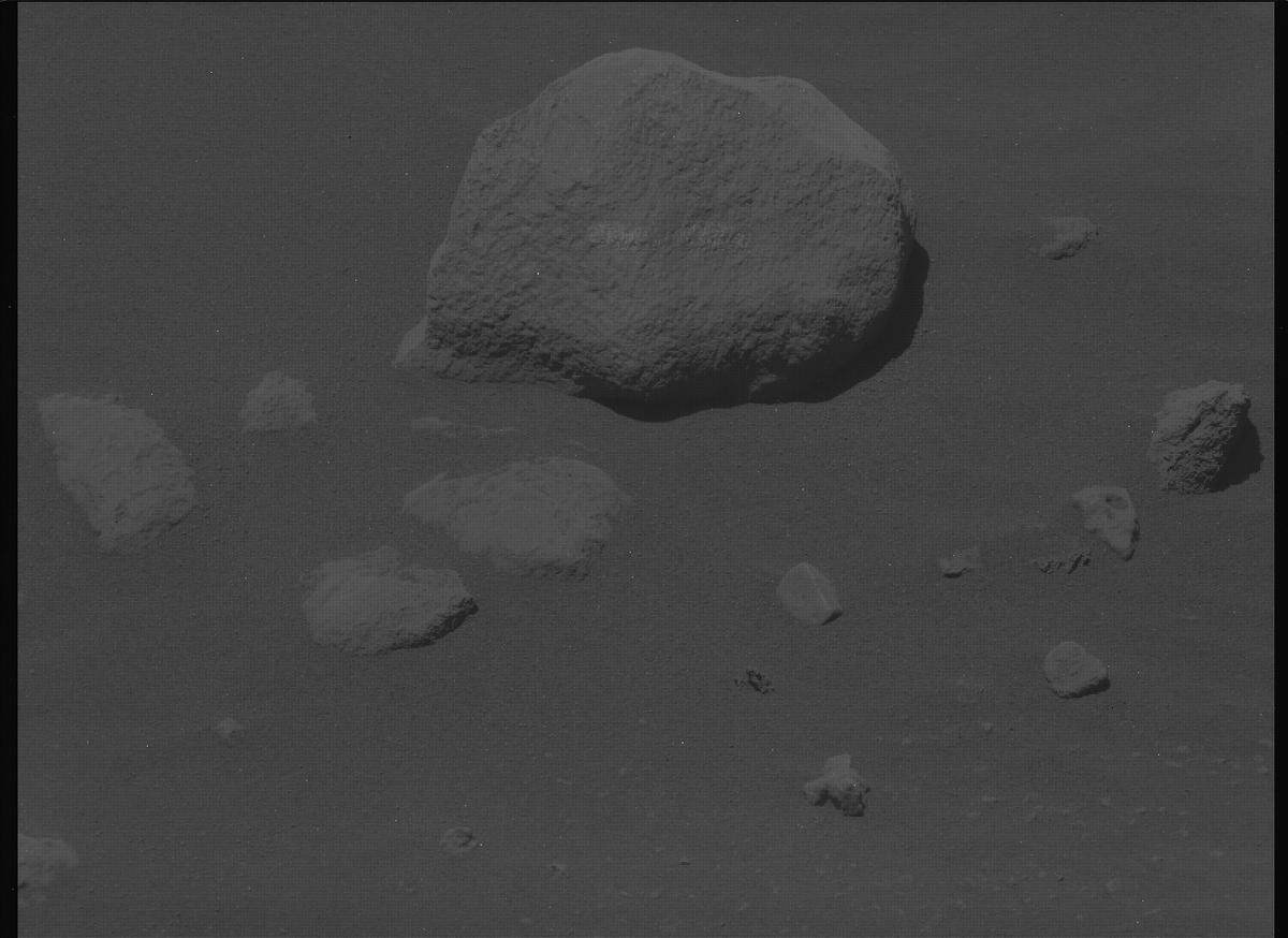 This image was taken by MCZ_LEFT onboard NASA's Mars rover Perseverance on Sol 847