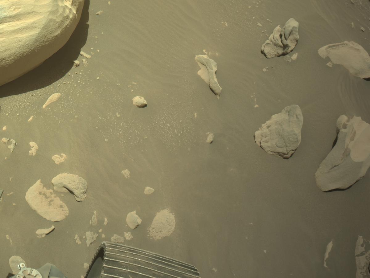 This image was taken by NAVCAM_RIGHT onboard NASA's Mars rover Perseverance on Sol 850