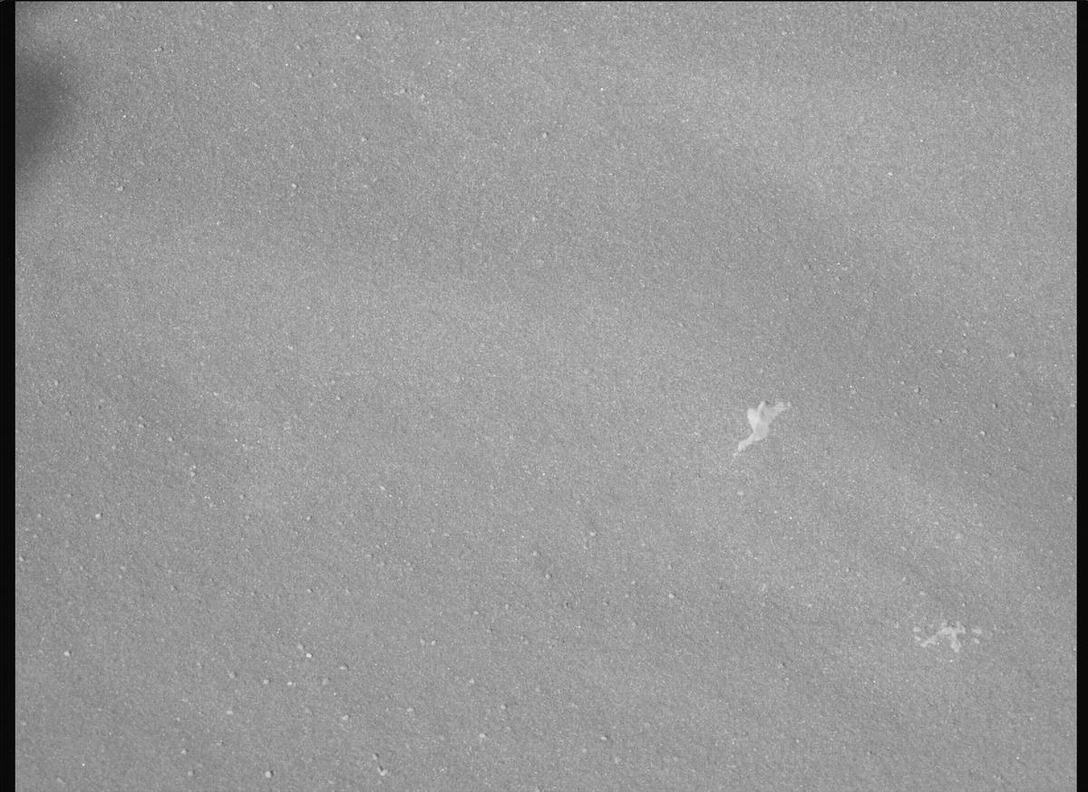 This image was taken by MCZ_LEFT onboard NASA's Mars rover Perseverance on Sol 851