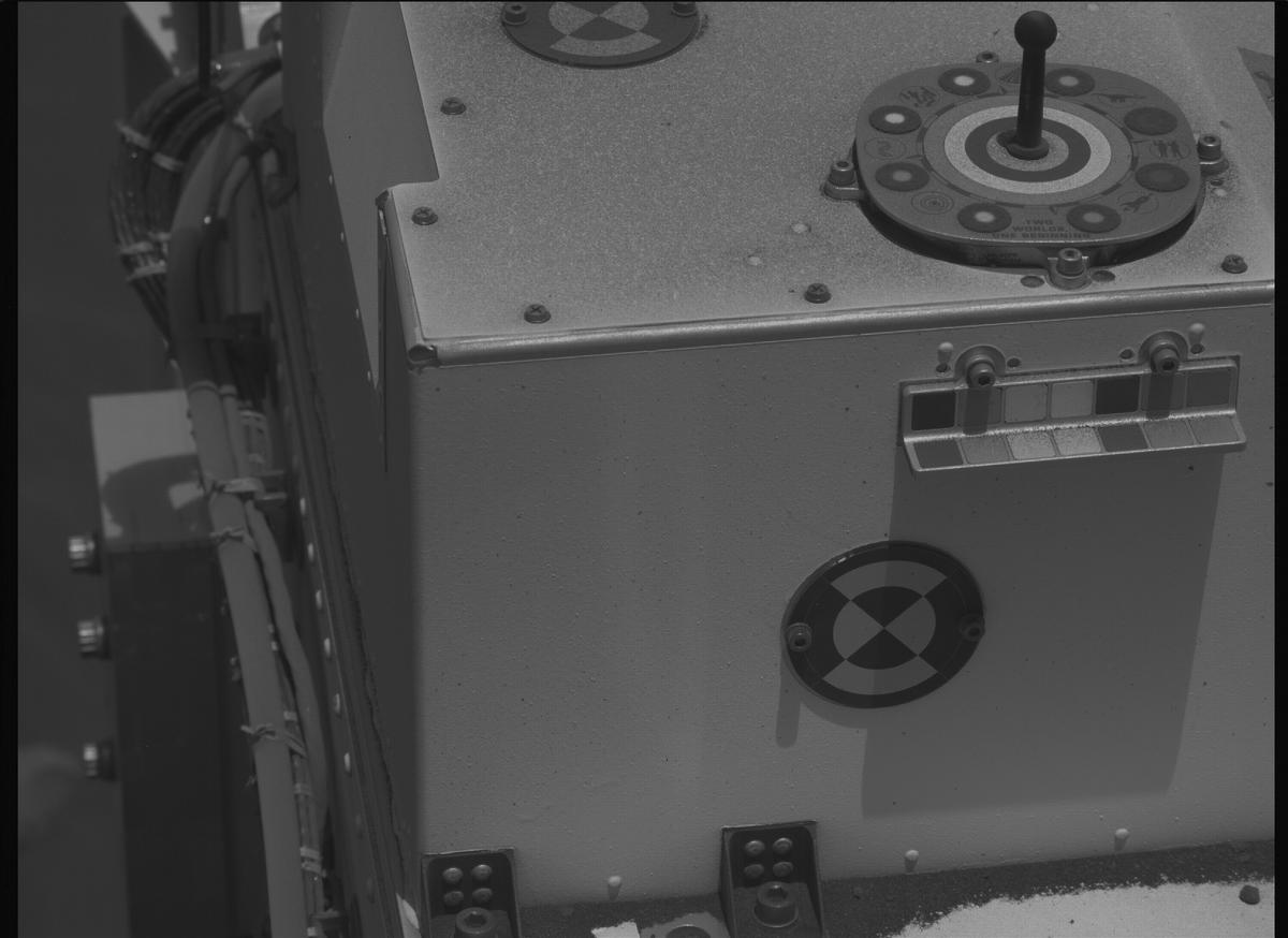 This image was taken by MCZ_LEFT onboard NASA's Mars rover Perseverance on Sol 851