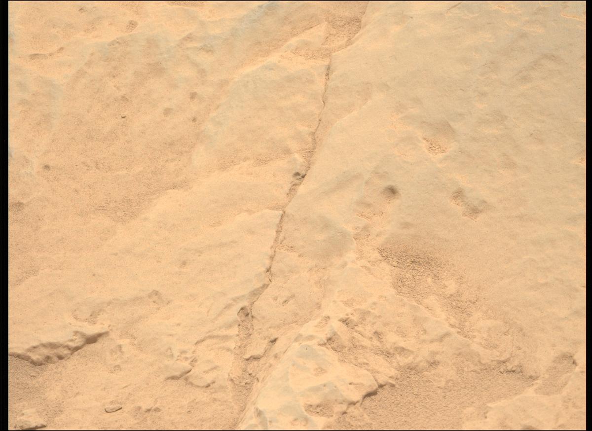 This image was taken by MCZ_LEFT onboard NASA's Mars rover Perseverance on Sol 857