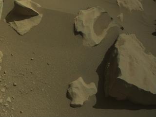 View image taken on Mars, Mars Perseverance Sol 859: Right Navigation Camera (Navcam)