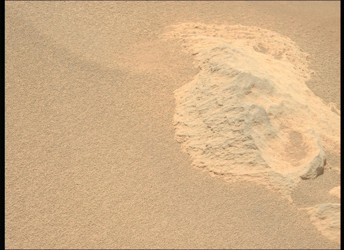 This image was taken by MCZ_LEFT onboard NASA's Mars rover Perseverance on Sol 859