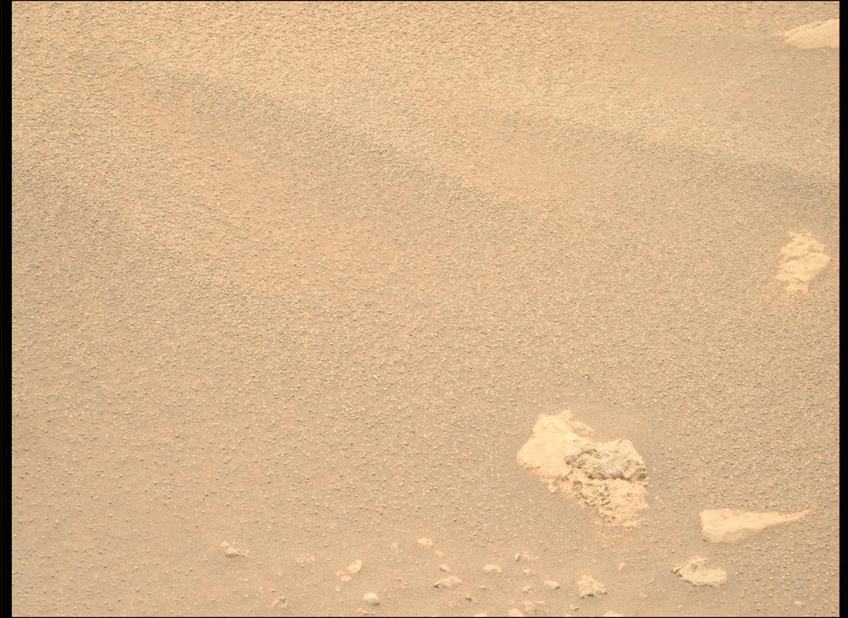 This image was taken by MCZ_RIGHT onboard NASA's Mars rover Perseverance on Sol 859