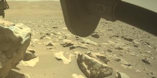 View image taken on Mars, Mars Perseverance Sol 864: Front Right Hazard Avoidance Camera (Hazcam)