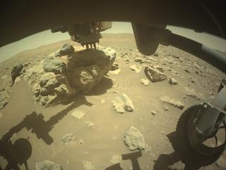 View image taken on Mars, Mars Perseverance Sol 864: Front Right Hazard Avoidance Camera (Hazcam)