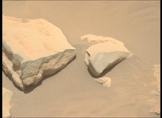 View image taken on Mars, Mars Perseverance Sol 864: Left Mastcam-Z Camera