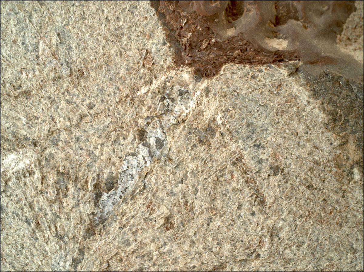 This image was taken by SHERLOC_WATSON onboard NASA's Mars rover Perseverance on Sol 865