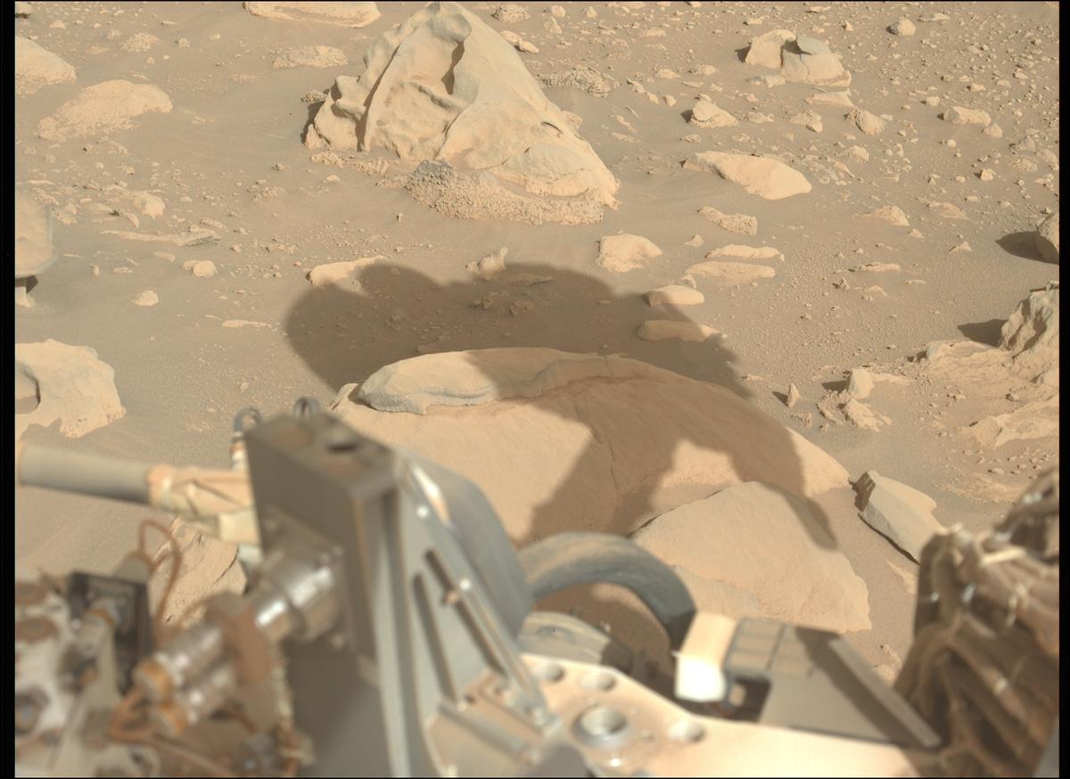 This image was taken by MCZ_LEFT onboard NASA's Mars rover Perseverance on Sol 865
