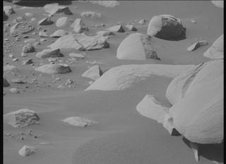 View image taken on Mars, Mars Perseverance Sol 868: Right Mastcam-Z Camera