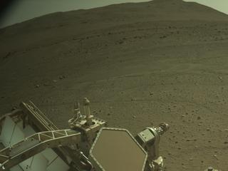 View image taken on Mars, Mars Perseverance Sol 870: Left Navigation Camera (Navcam)