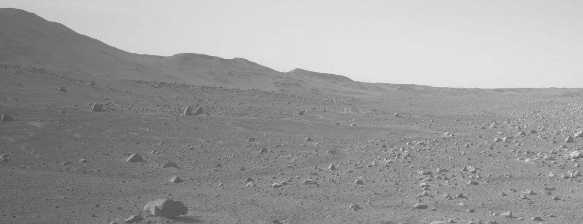 This image was taken by NAVCAM_LEFT onboard NASA's Mars rover Perseverance on Sol 870