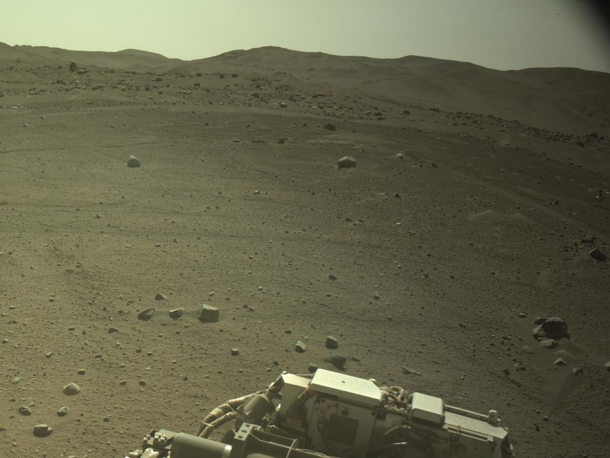 This image was taken by NAVCAM_RIGHT onboard NASA's Mars rover Perseverance on Sol 870