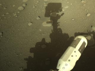 View image taken on Mars, Mars Perseverance Sol 870: Right Navigation Camera (Navcam)