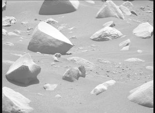 View image taken on Mars, Mars Perseverance Sol 870: Left Mastcam-Z Camera
