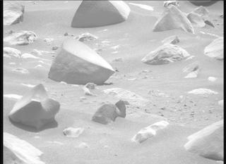 View image taken on Mars, Mars Perseverance Sol 870: Right Mastcam-Z Camera